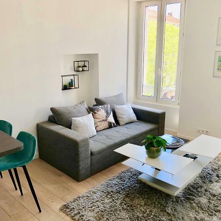 Bright & Modern Apartment In The Heart Of Antibes Bagian luar foto