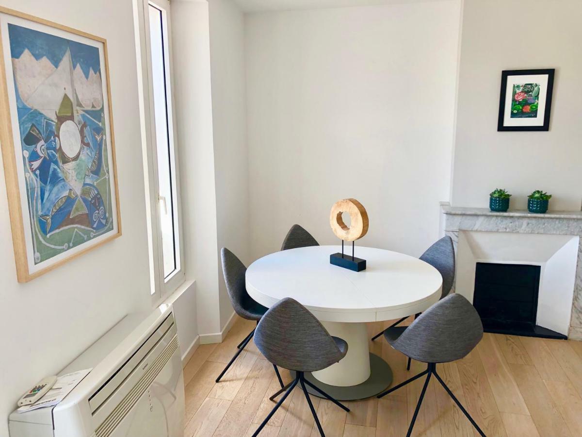 Bright & Modern Apartment In The Heart Of Antibes Bagian luar foto